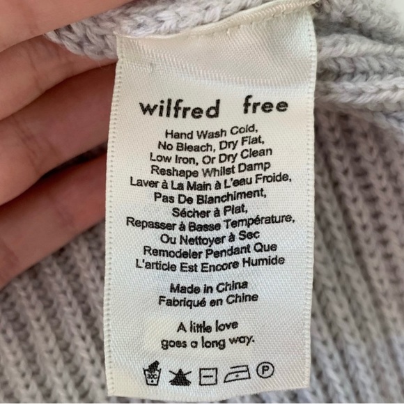 Merino Wool Turtleneck Sweater - Picture 4 of 5